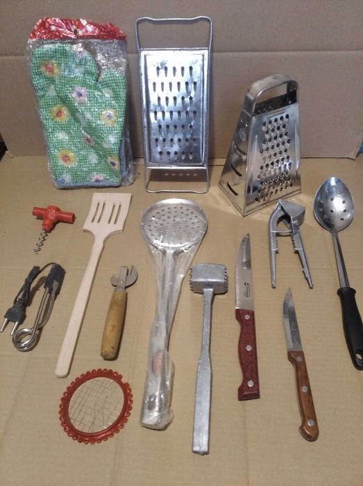 Набор кухонных принадлежностей 14 предметов всё новое