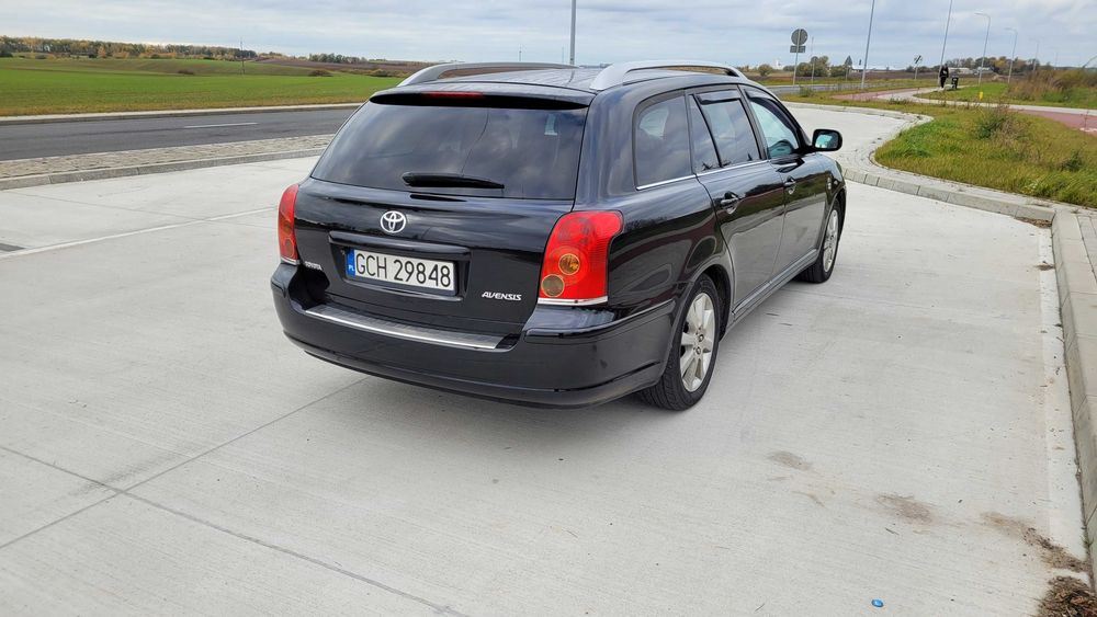 Toyota Avensis T25 2.0 D-4D Kombi
