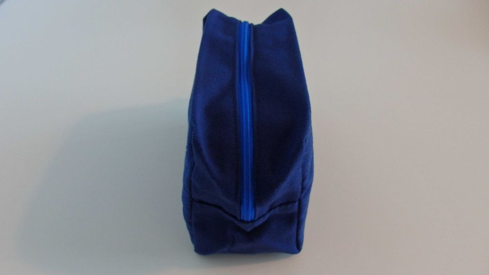 BIOTHERM kosmetyczka męska niebieska na suwak