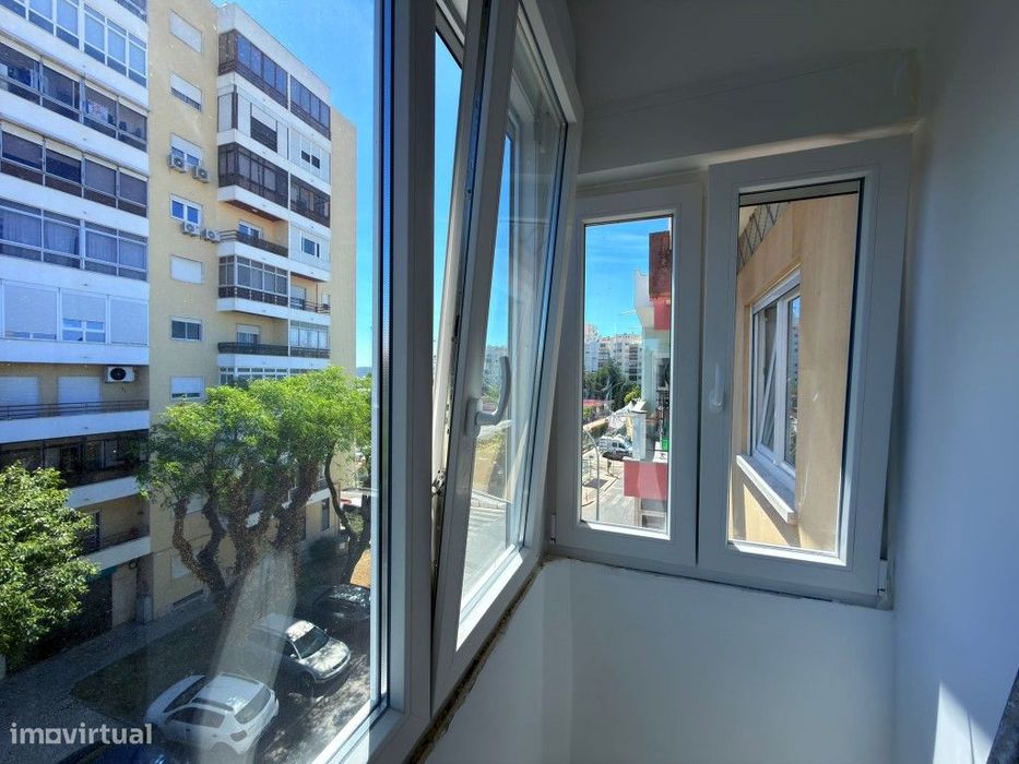Apartamento T2, Reboleira, Amadora