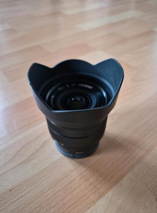 Sony SEL-1018 Ultra Szerokokątny Obiektyw 10-18mm F4.0 OSS E-Mount – Bardzo Dobry Stan