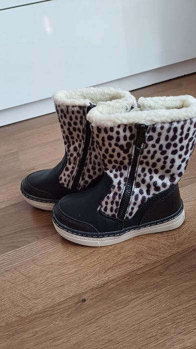 Чобітки для дівчинки розмір 24