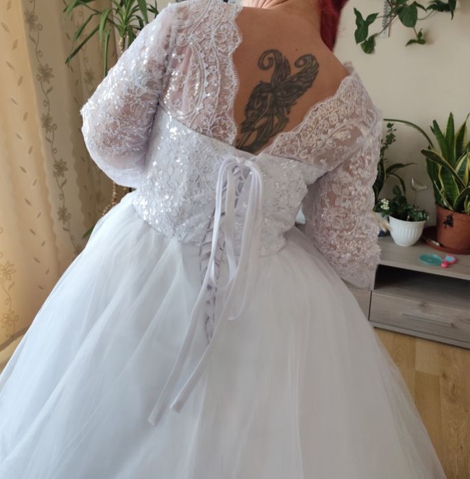 Suknia ślubna z terenem