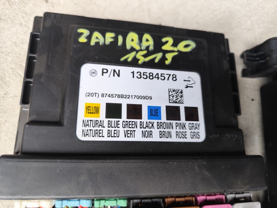 メル Moduł komfortu radia nawiewu haka skrzynka bezpieczników opel