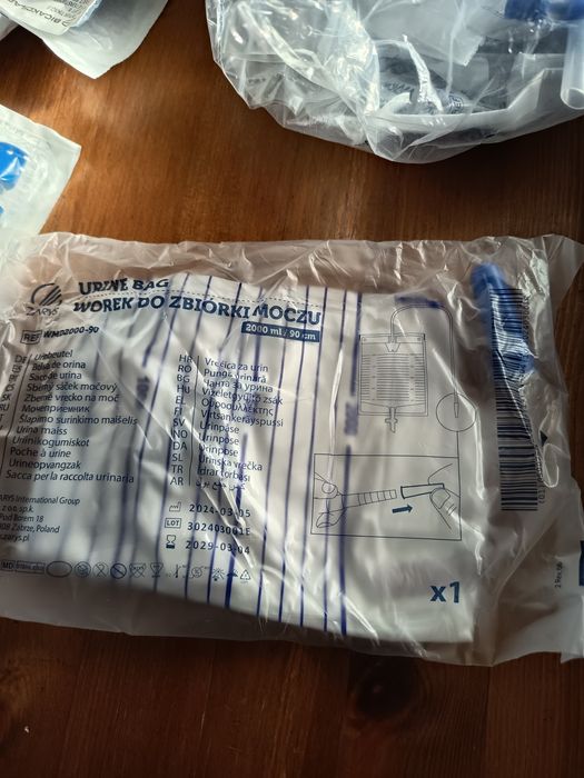 Worki do zbiórki moczu + zatyczki