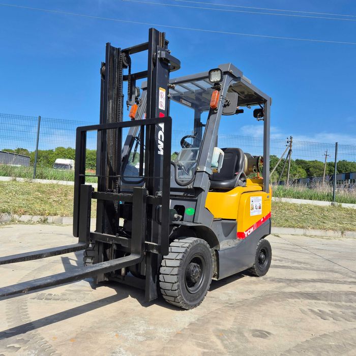 Навантажувач TCM 1,0 тон 2013р