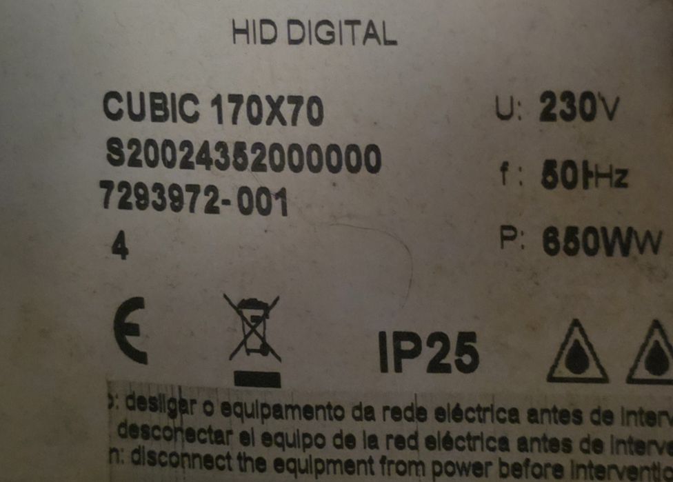Banheira hidromassagem Cubic 170x70