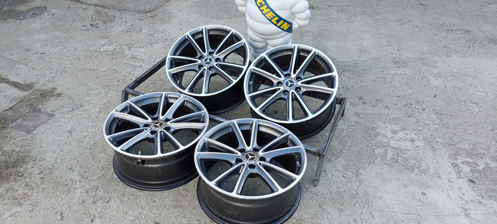 Диски Mercedes R18 5x112 8J ET33 ЦО 66.6мм C257 C CLK CLS GLC SLK AMG