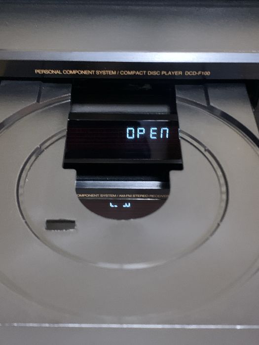Музичний центр Denon F100 Новий / Рідкісний Gold-дизайн + Пульт