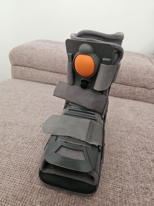Vendo bota ortopédica