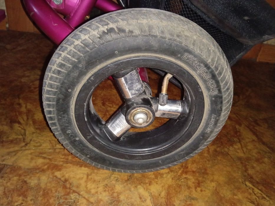 Велосипед з батьківською ручкою