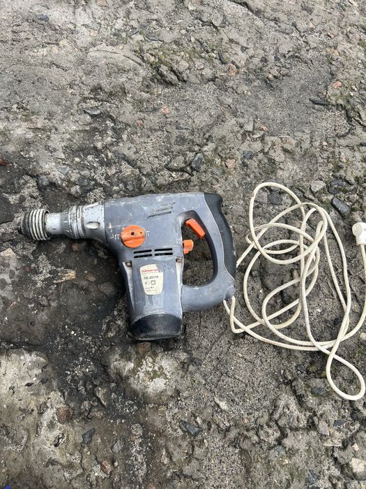 Перфоратор ЕнергоМаш 1700вт