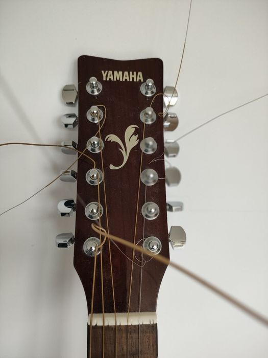 Gitara akustyczna Yamaha FG 420-12