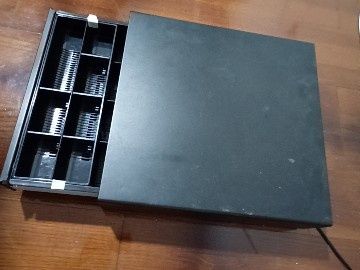 Caixa notas com chave