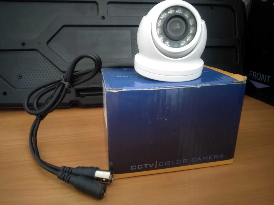 Камера видеонаблюдения аналоговая LUX4138NB