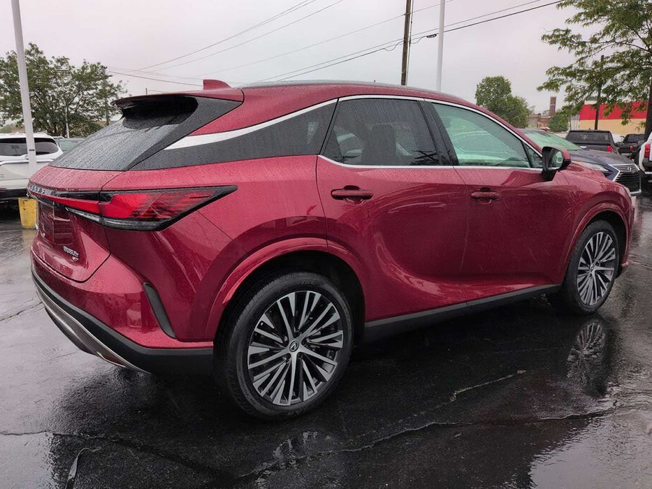 Lexus RX 350h Luxury      2024