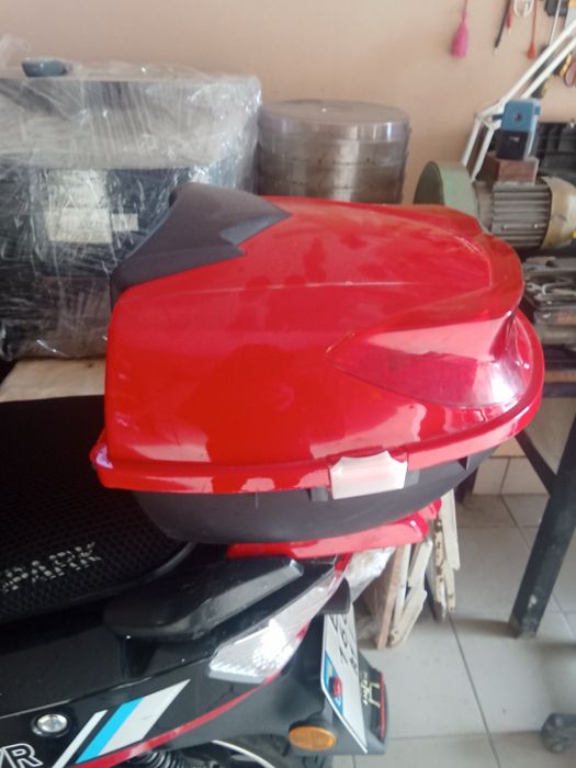 Кофр на мотоцикл