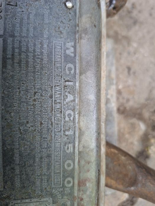 Wyciągarka ręczna linowa.