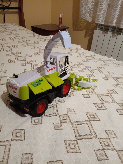 Kombajn sieczkarnia class zabawka