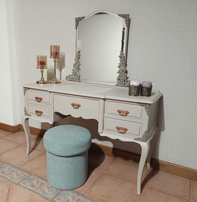 Dressing Table/Vanity with Stool and Mirror64575442977793120