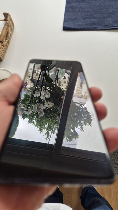 Samsung S20+ 5G.