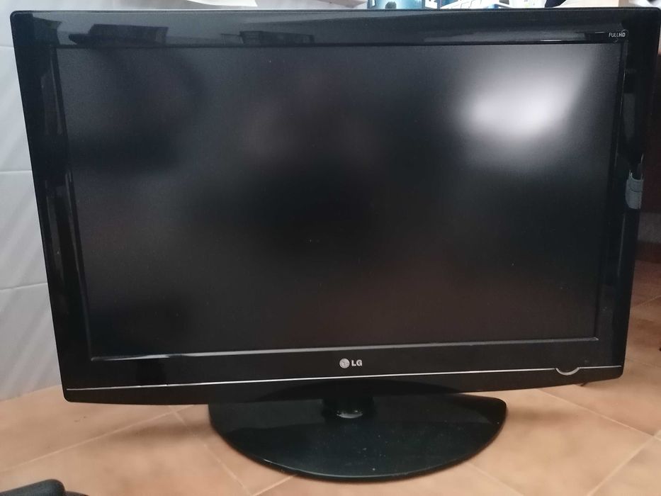 Televisão LG 37 polegadas avariada para peças