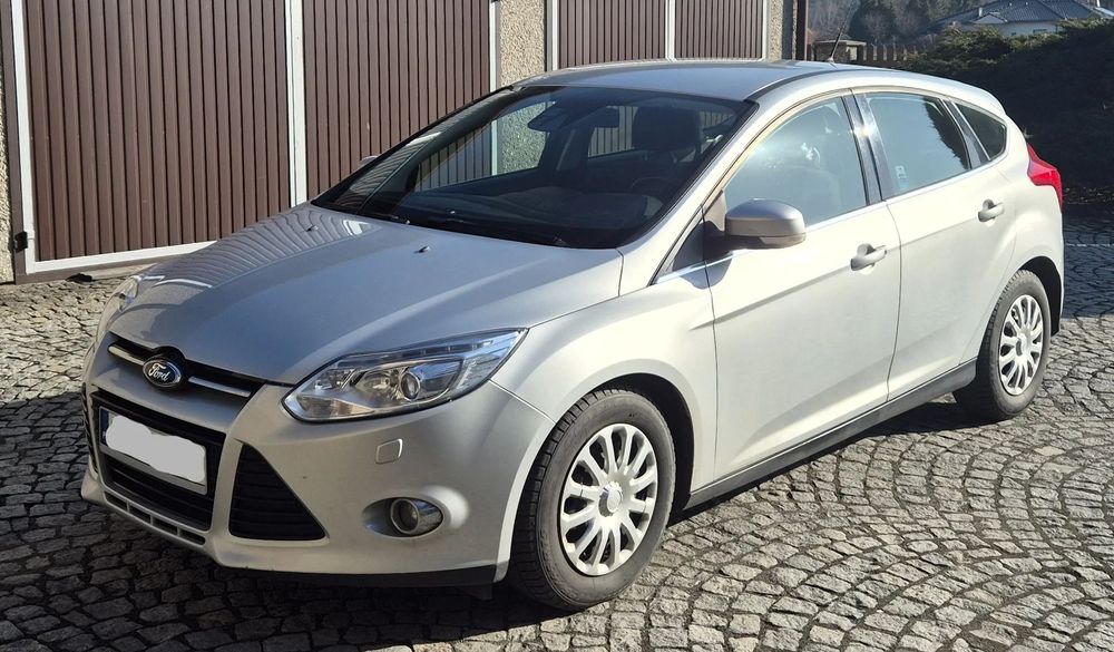 Ford Focus Ford Focus MK3 1.0 EcoBoost 125KM Titanium+ | 2013 | 122000 km