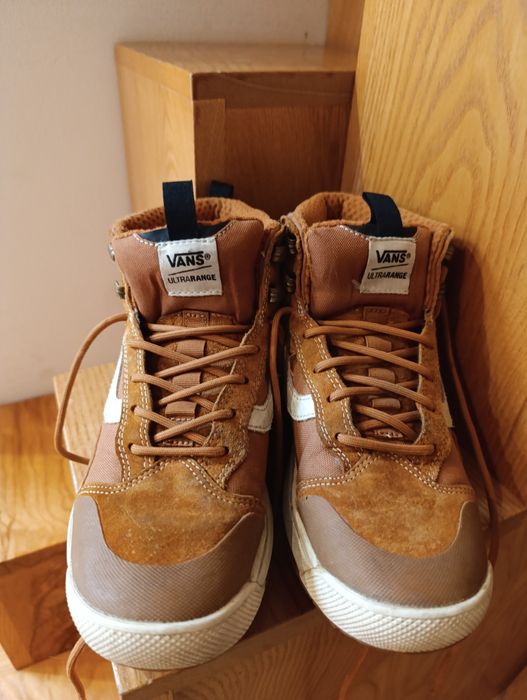 Sapatilhas Vans cor mel