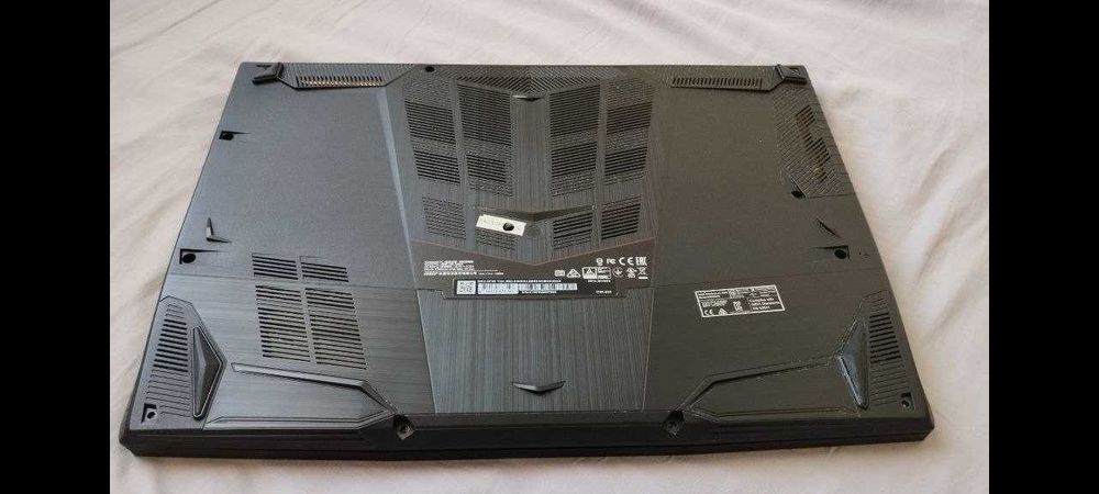 Ноутбук MSI GTX 1660ti