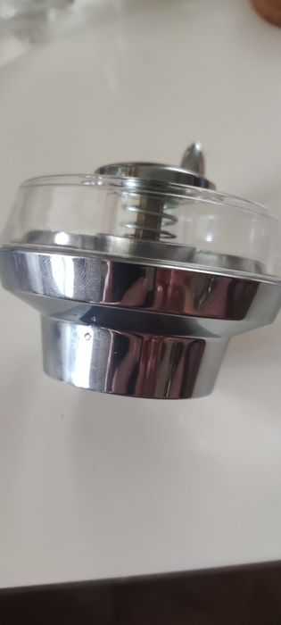 Млинок для спецій механічний . США