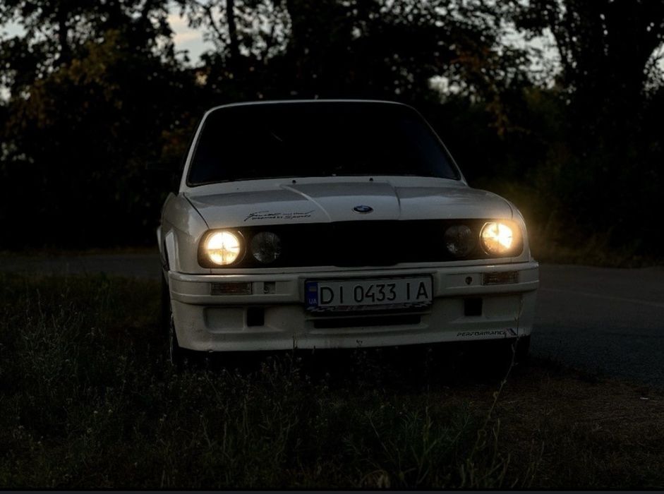 Продам BMW E30 M42B18