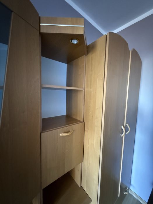 Zestaw meblowy 5-częściowy z oświetleniem