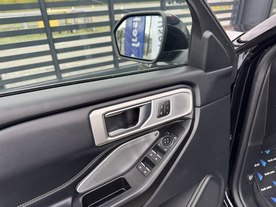 Ford Explorer 2021 freshauto