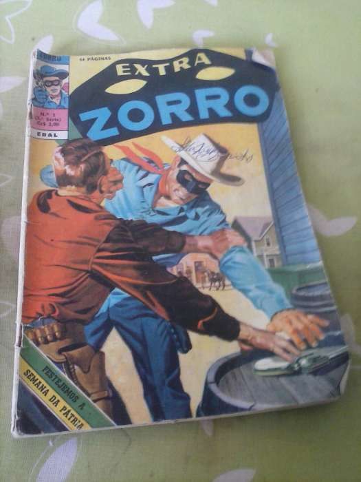 Banda desenhada vários livros