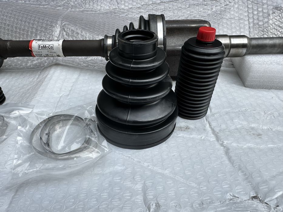 Пильники перед Ford Edge 15-23