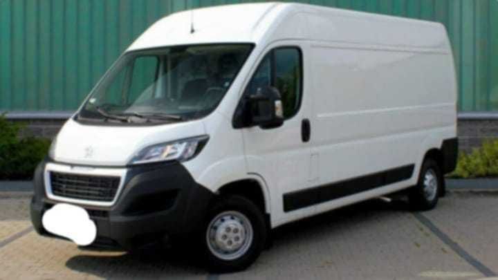 Przeprowadzki bus z kierowcą