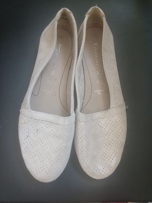 Tamaris skórzane buty 38