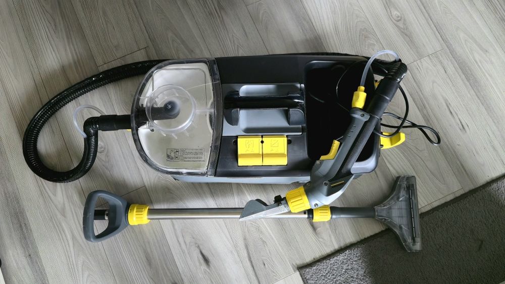 Odkurzacz Piorący Karcher Puzzi 10/1 w idealnym stanie