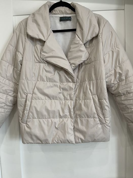 Куртка жіноча (46)