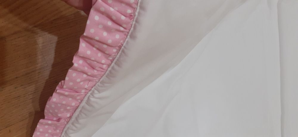 Edredão para berço de bebé menina