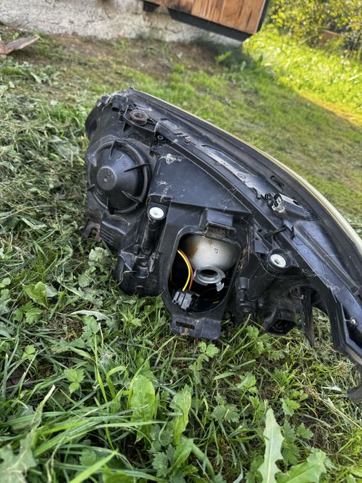 Фари BMW E60 2006