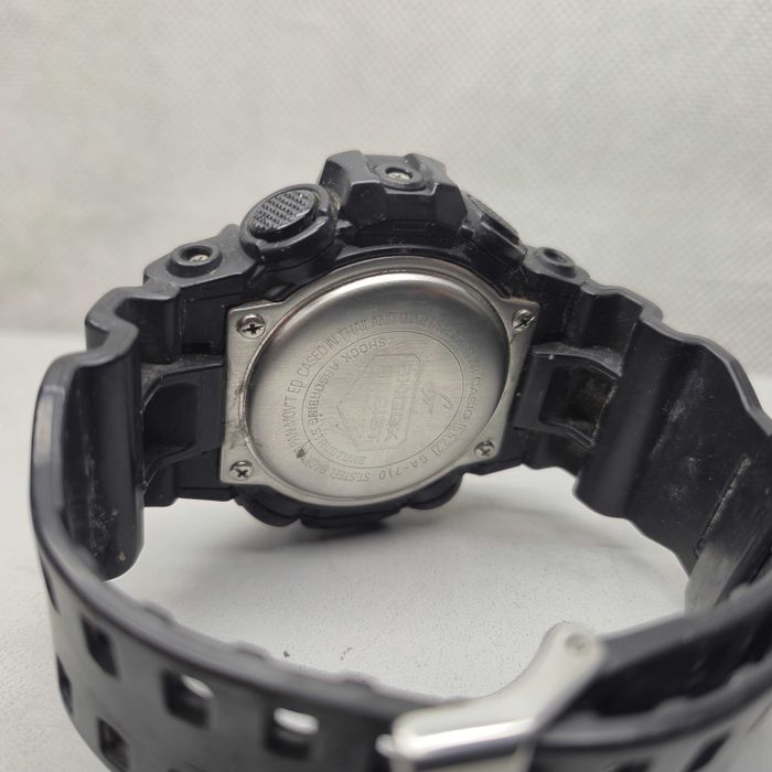 Zegarek G-shock GA-710; Komis Jasło Igielna