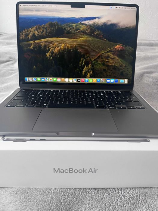 Macbook Air 2024 13,6'' M3 8GB RAM 256 GB, SSD macOS