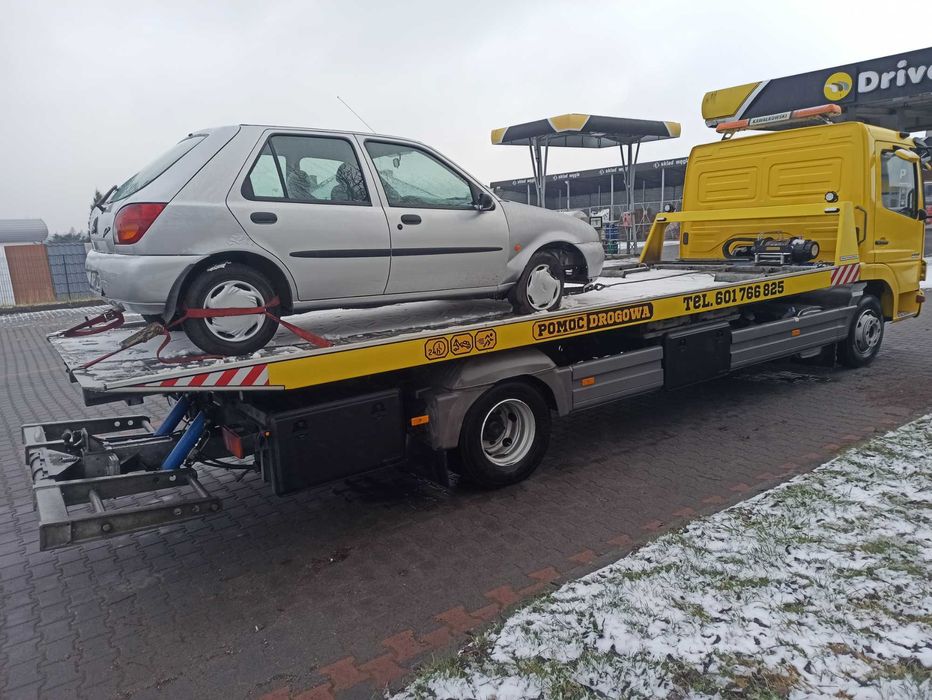 POMOC Drogowa Laweta Holowanie Auto laweta Usługi TRANSPORTOWE Serwis