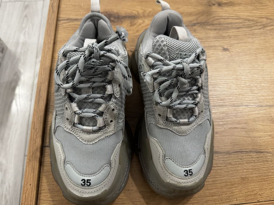 Balenciaga Triple S