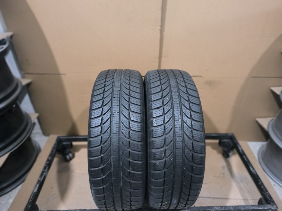 205/60R16 GT Radial Champiro Winter Pro