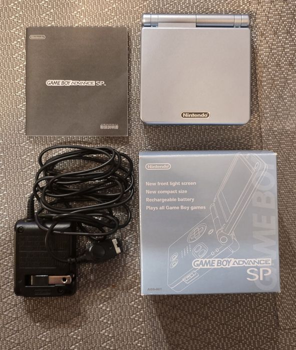 Game boy advance SP cały zestaw stan idealny