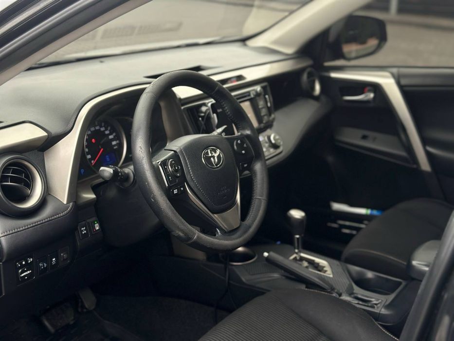 Toyota RAV 4 2013 р. Офіціал