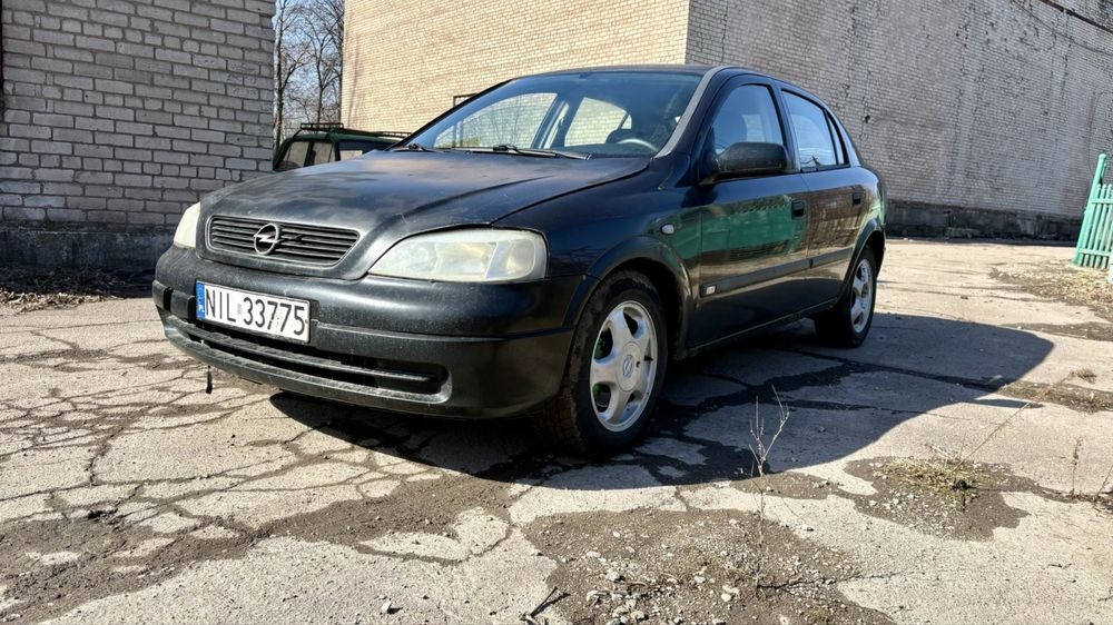 Продам Opel (не розмитнений)