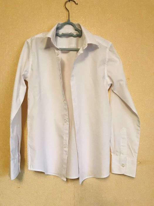 Белая рубашка C&A Германия р. 134